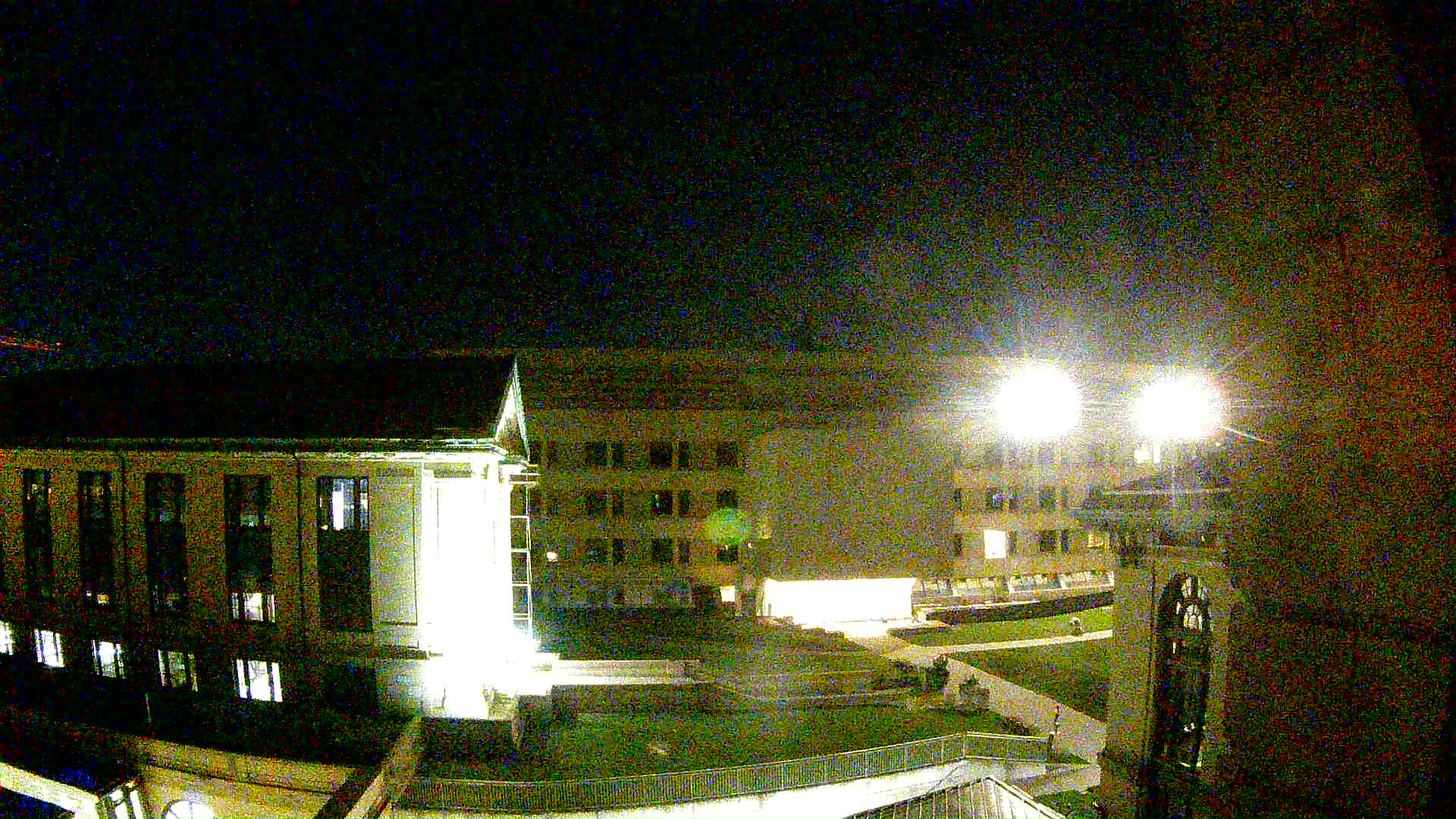 courtyard 2026-07-10_0301Z