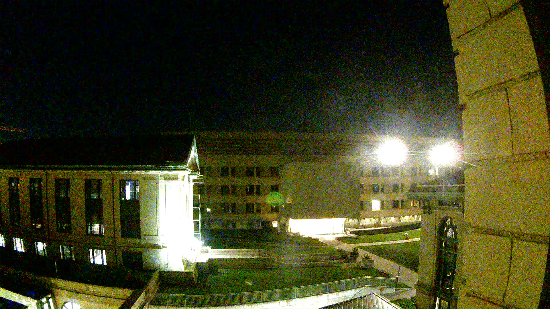 courtyard 2026-07-10_0317Z