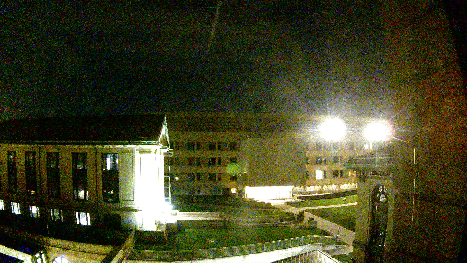 courtyard 2026-07-10_0403Z