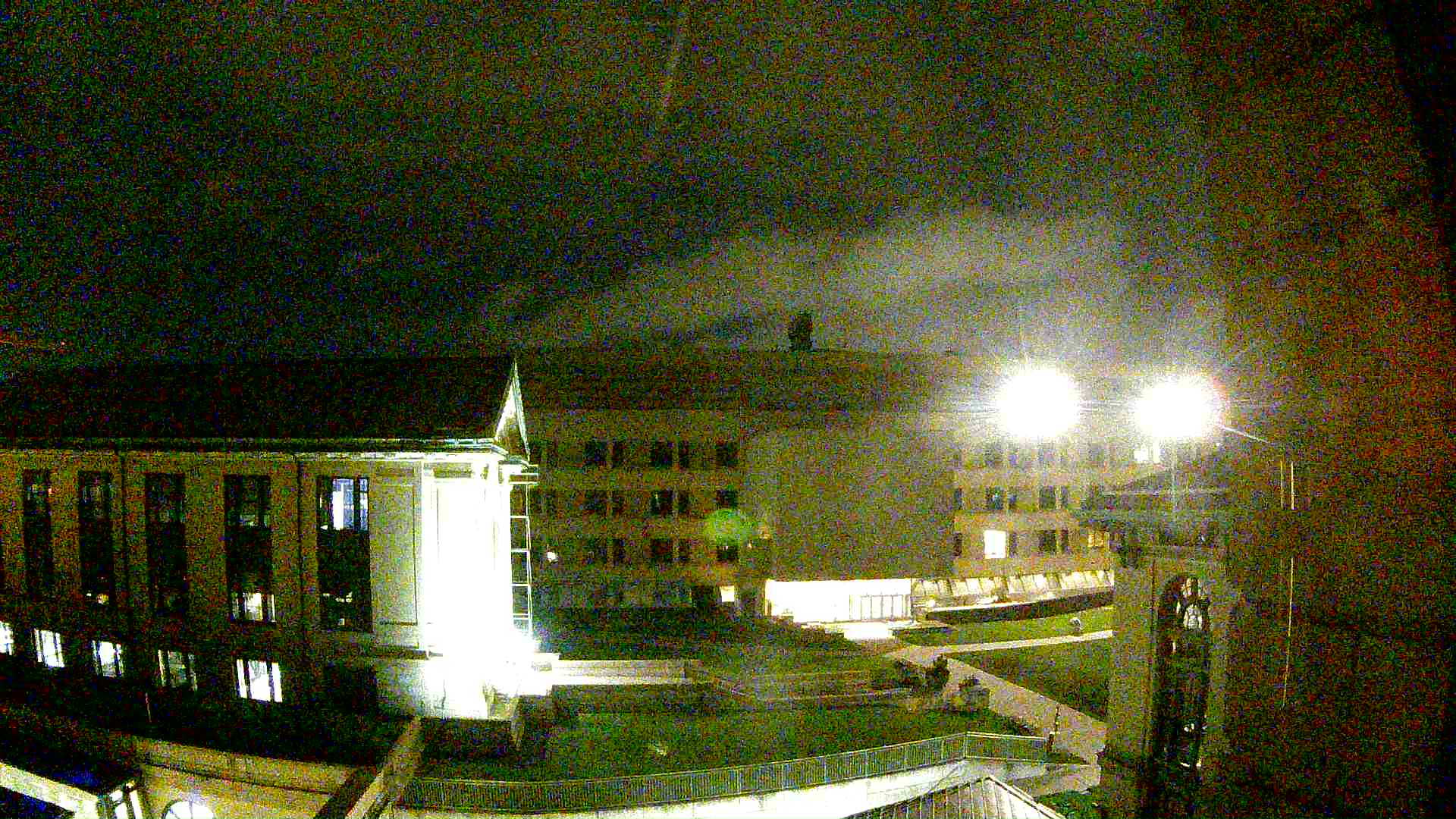 courtyard 2026-07-10_0434Z