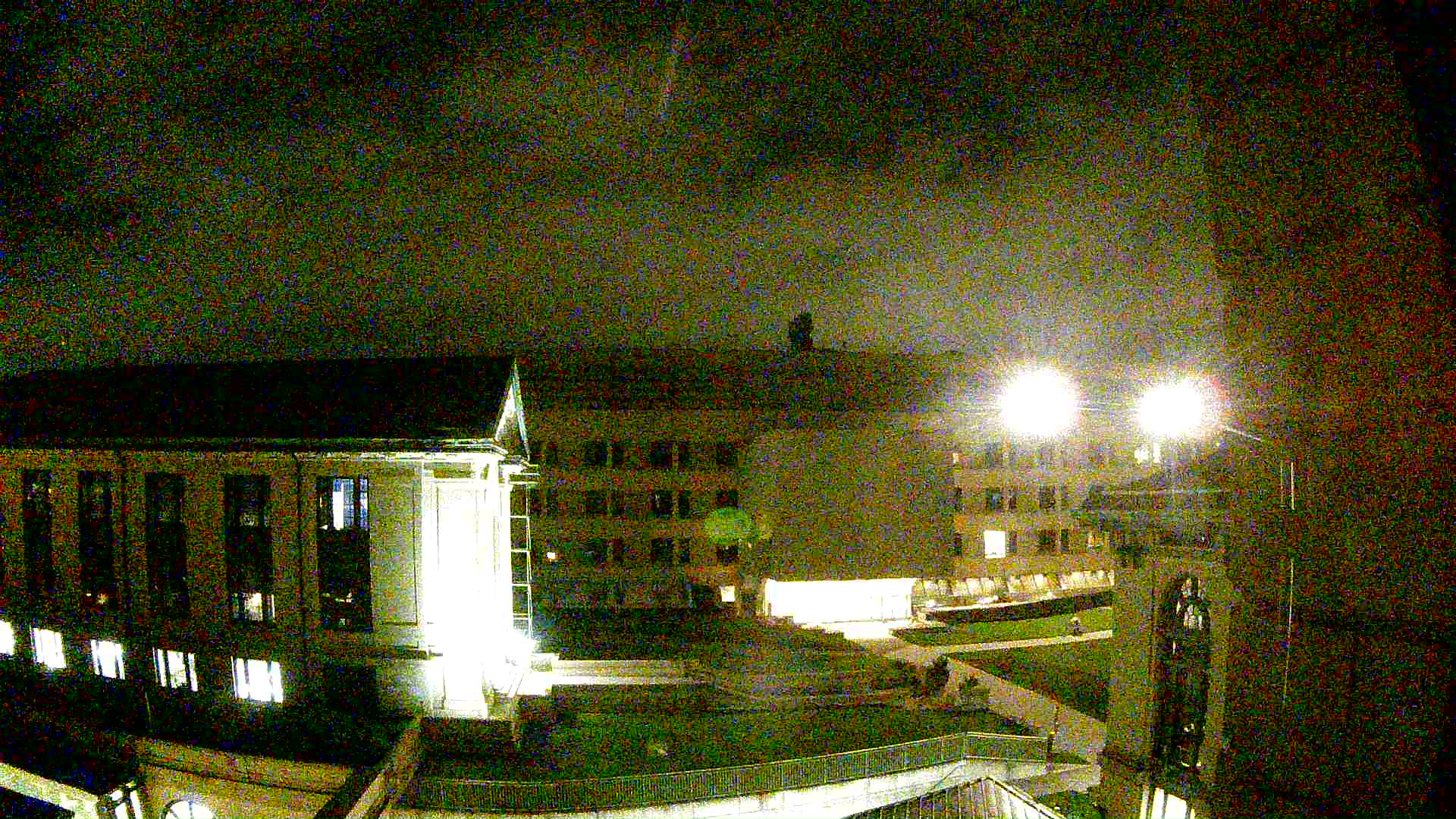 courtyard 2026-07-10_0505Z
