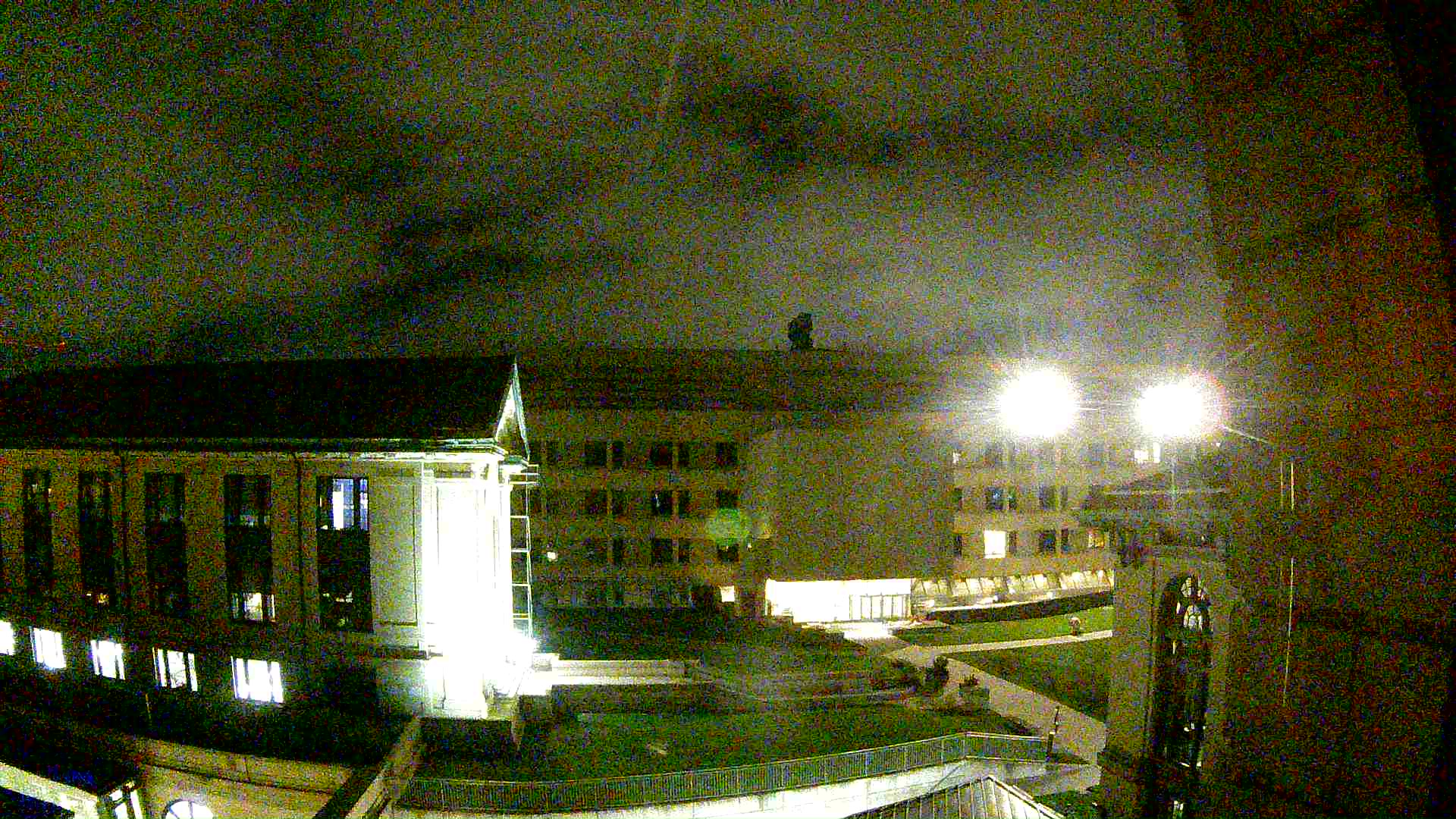 courtyard 2026-07-10_0521Z