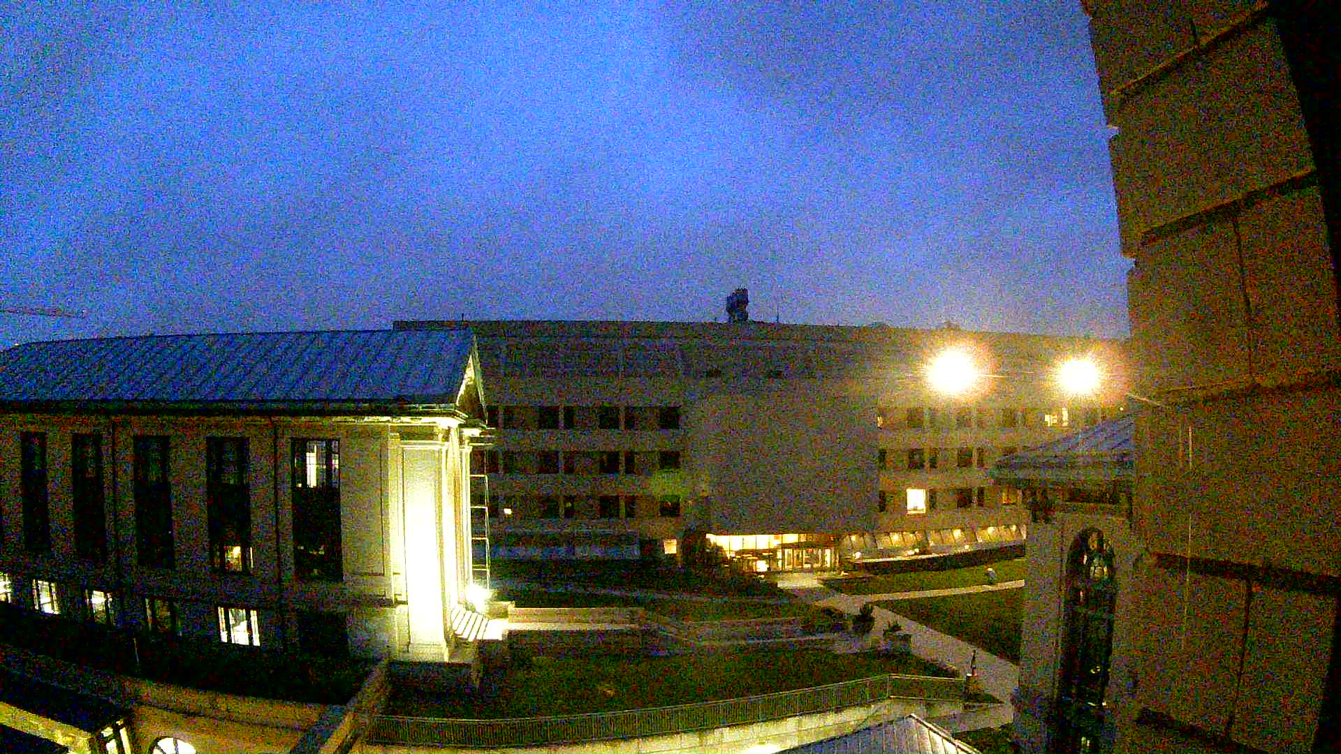 courtyard 2026-07-10_0929Z